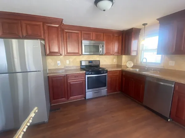 $3,000 | 2 Mason Avenue, Unit 1, North Billerica, MA 01862