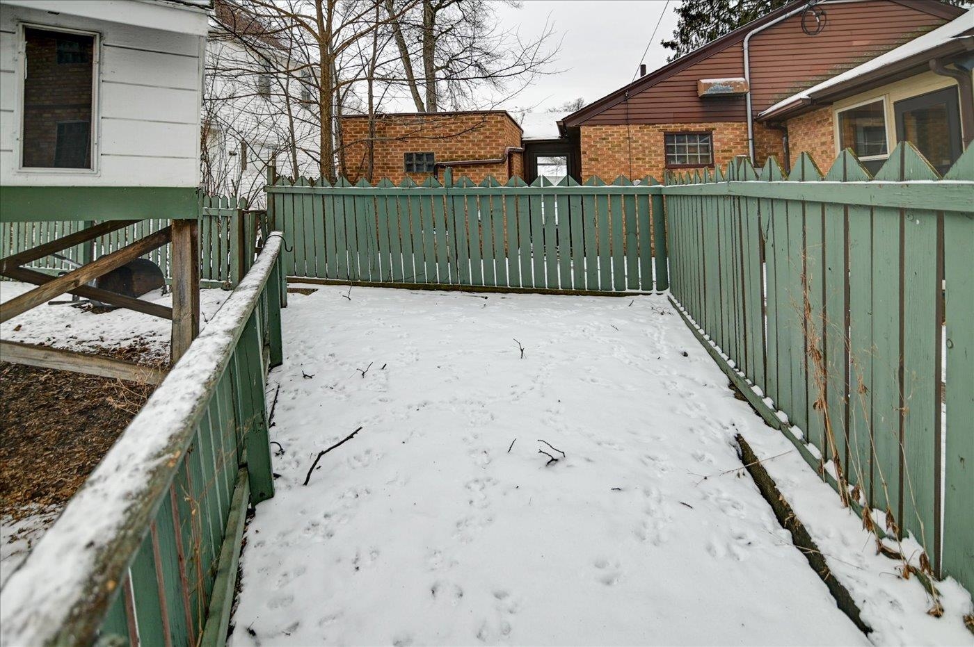 809 Oak Street Baraboo, WI 53913 - Photo 19 of 82