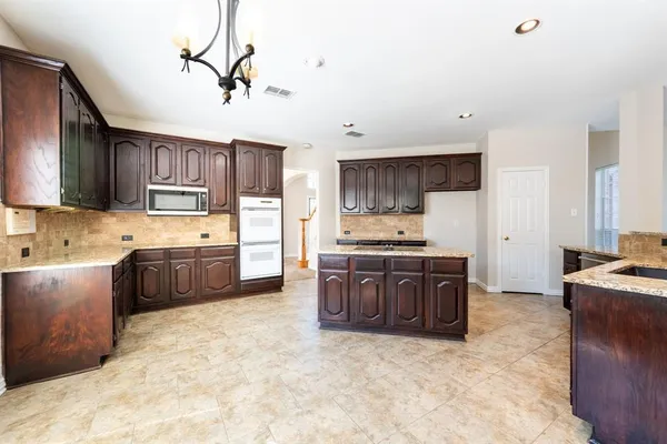 $630,000 | 1054 Courtney Circle, Rockwall, TX 75087