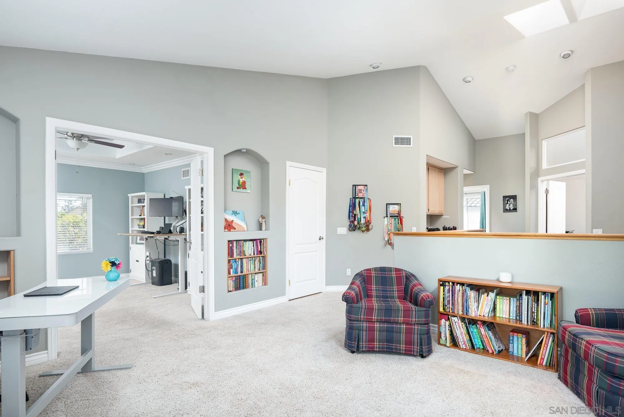 657 Cantara Lane Vista, CA 92081 - Photo 27 of 61 a living room with furniture