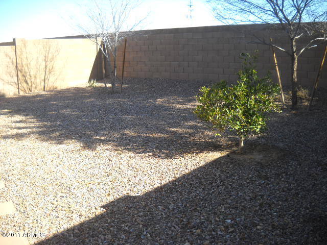 22693 North Davis Way Maricopa, AZ 85138 - Photo 13 of 13 BCKYD