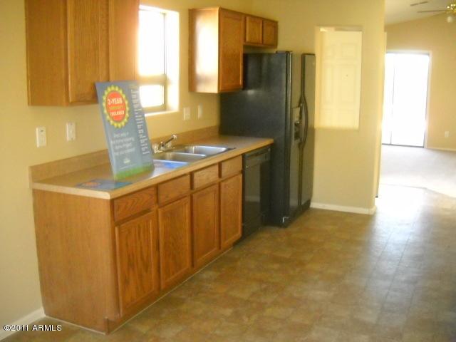 22693 North Davis Way Maricopa, AZ 85138 - Photo 3 of 13 KIT A