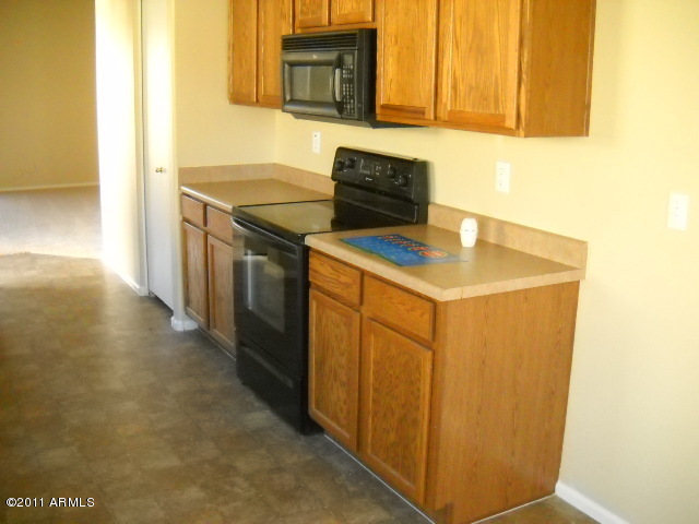 22693 North Davis Way Maricopa, AZ 85138 - Photo 4 of 13 KIT-B