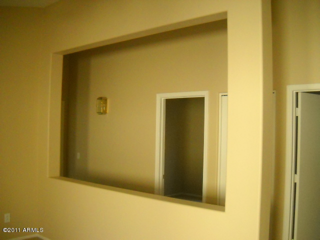 22693 North Davis Way Maricopa, AZ 85138 - Photo 6 of 13 HALLWAY