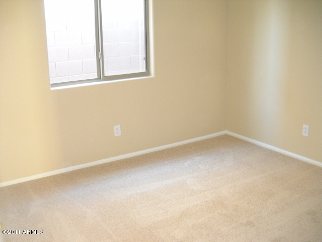 22693 North Davis Way Maricopa, AZ 85138 - Photo 9 of 13 2BDRM