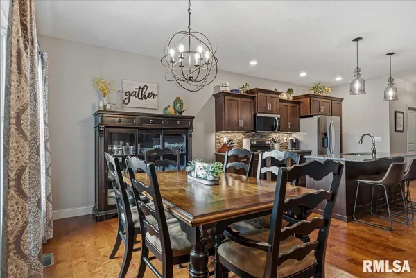 $439,900 | 1508 Balfour Drive, Springfield, IL 62711
