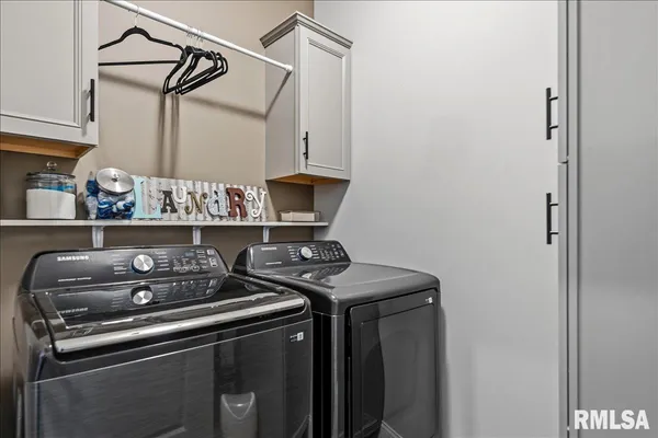 $419,900 | 1508 Balfour Drive, Springfield, IL 62711