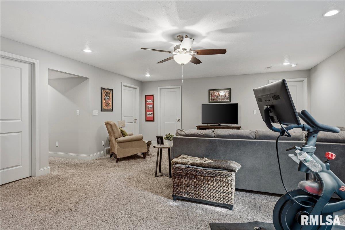 1508 Balfour Drive Springfield, IL 62711 - Photo 30 of 38