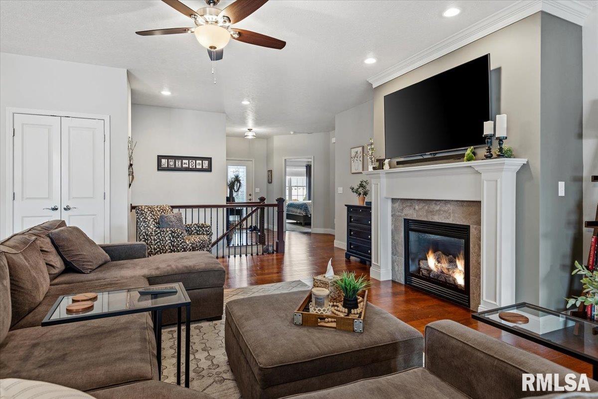 1508 Balfour Drive Springfield, IL 62711 - Photo 7 of 38