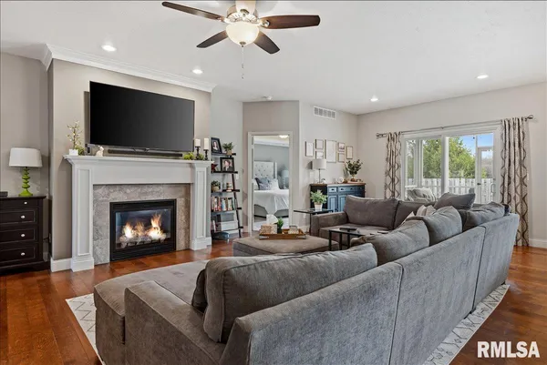 $419,900 | 1508 Balfour Drive, Springfield, IL 62711