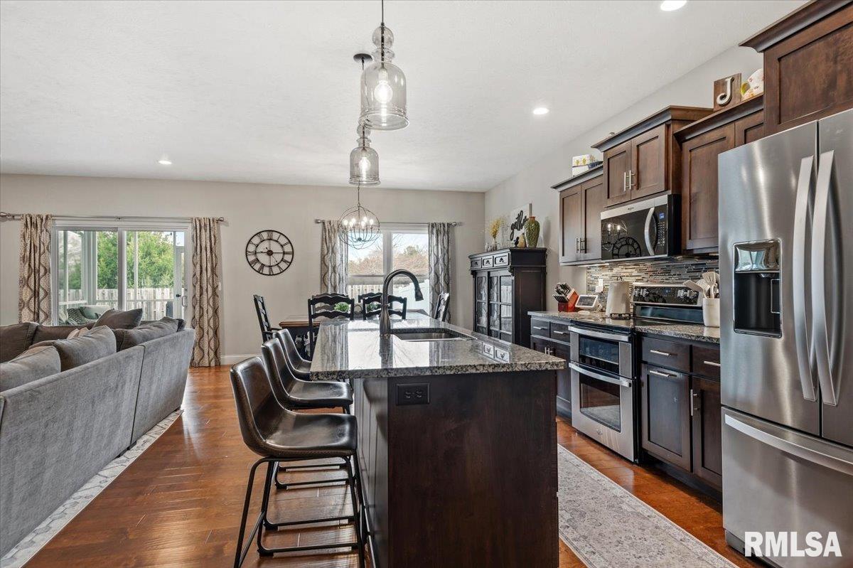 1508 Balfour Drive Springfield, IL 62711 - Photo 10 of 38