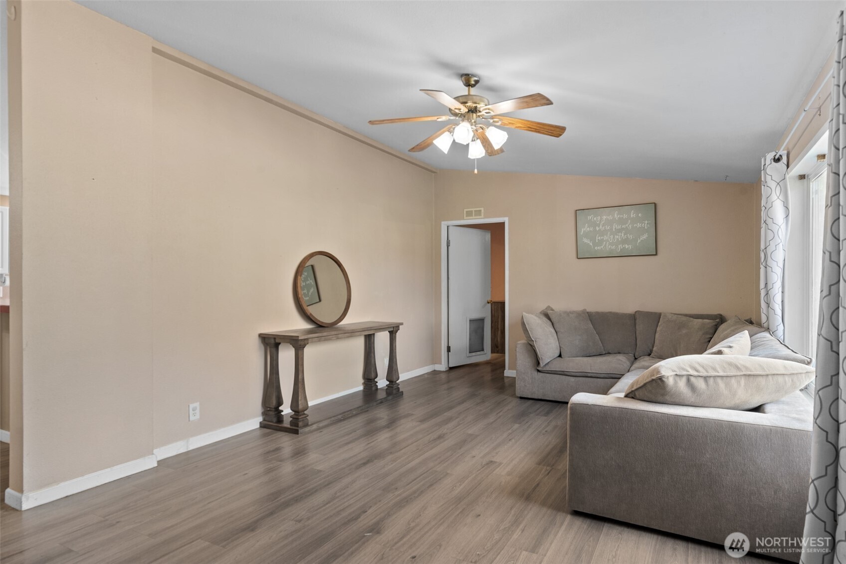 14934 Golden Delicious Street Entiat, WA 98822 - Photo 5 of 33 a living room with furniture and a wooden floor