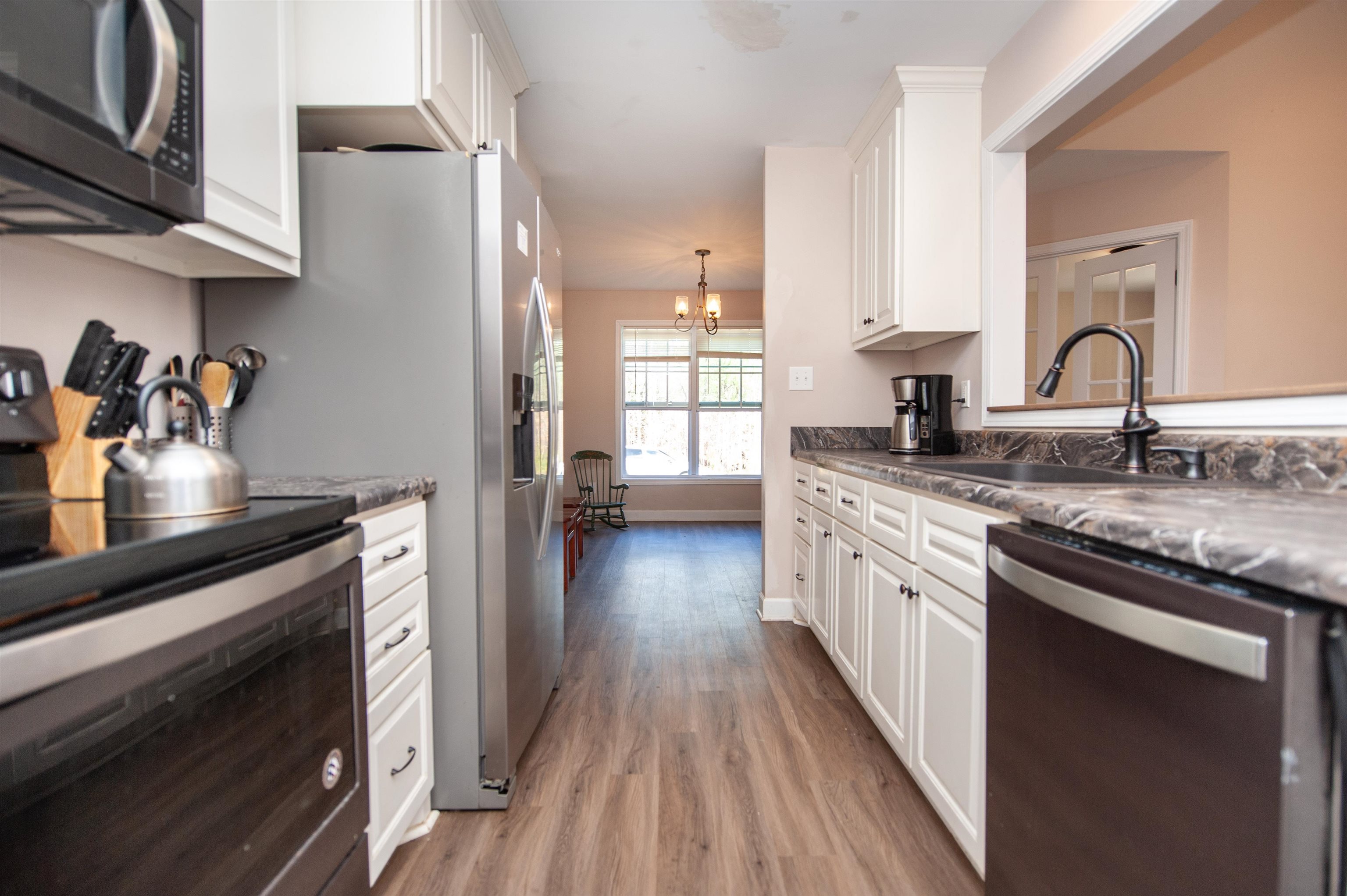 216 Hillcrest Drive Gaffney, SC 29340 - Photo 4 of 50