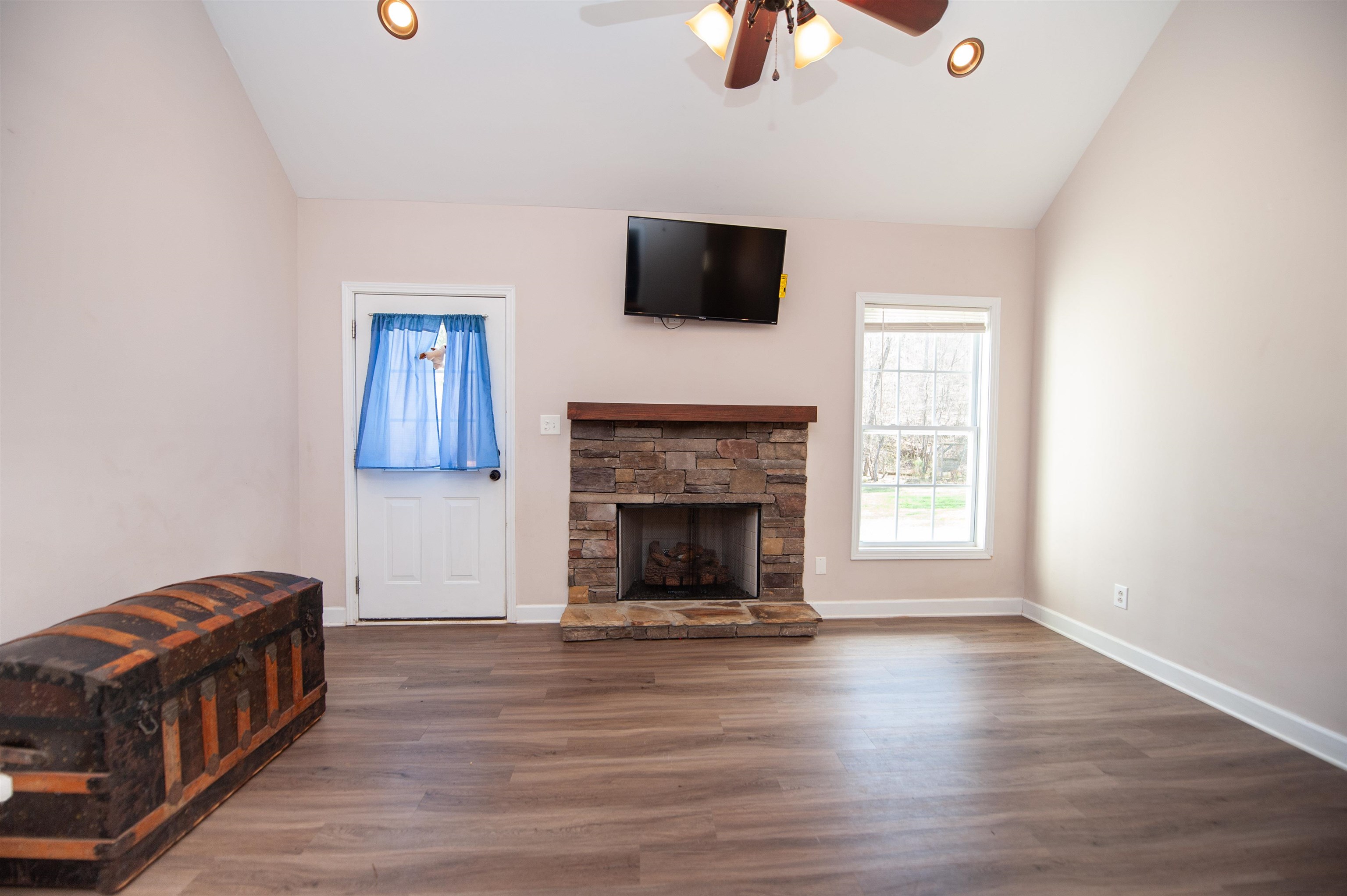 216 Hillcrest Drive Gaffney, SC 29340 - Photo 6 of 50