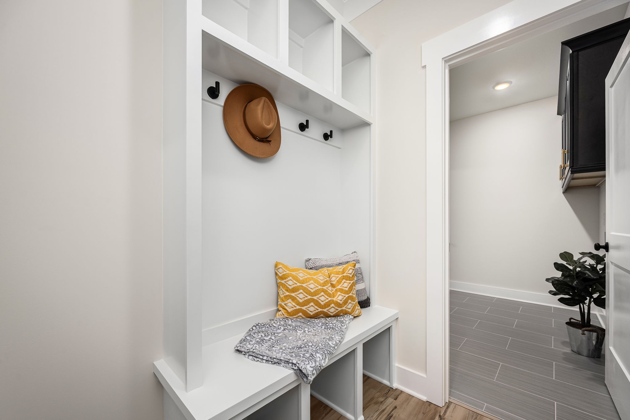 7302 West Gum Road Murfreesboro, TN 37127 - Photo 37 of 53 a view of a livingroom with furniture and bathroom