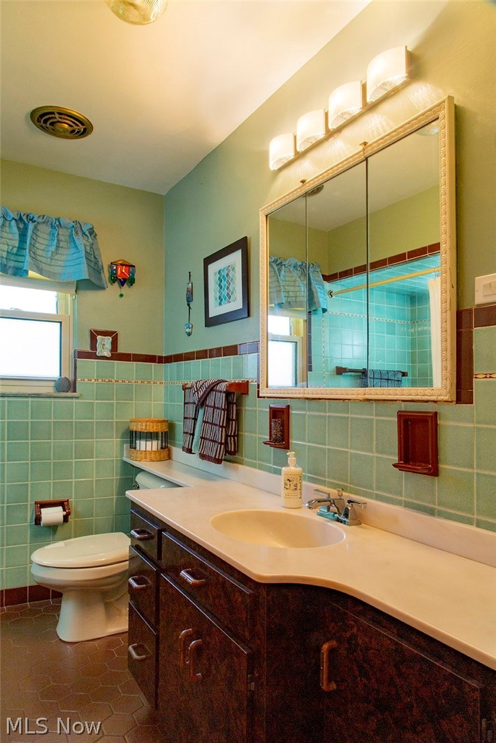 5785 Brookside Road Independence, OH 44131 - Photo 17 of 35 Gallery Image 17