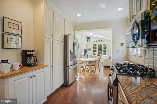 $1,310,000 | 410 Virginia Avenue, Alexandria, VA 22302