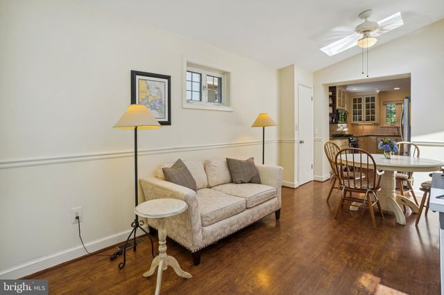 $1,310,000 | 410 Virginia Avenue, Alexandria, VA 22302