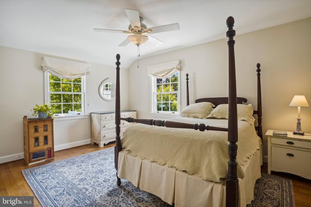 $1,310,000 | 410 Virginia Avenue, Alexandria, VA 22302