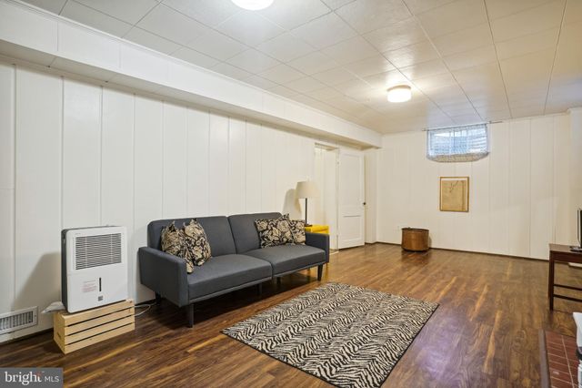 $1,310,000 | 410 Virginia Avenue, Alexandria, VA 22302