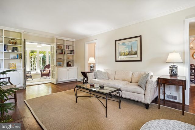 $1,310,000 | 410 Virginia Avenue, Alexandria, VA 22302