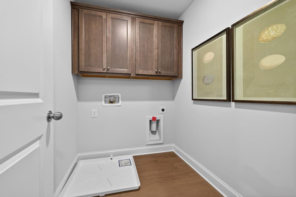 2789 Apperson Way Suwanee, GA 30024 - Photo 13 of 37 a view of cabinets