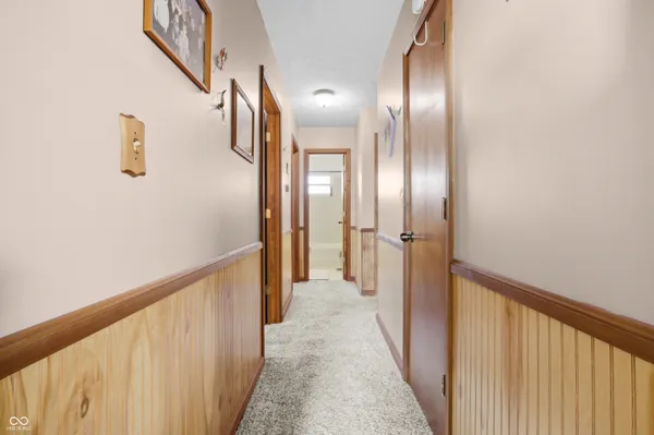 $279,900 | 6452 East 550 North, Columbus, IN 47203