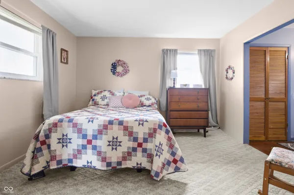 $279,900 | 6452 East 550 North, Columbus, IN 47203