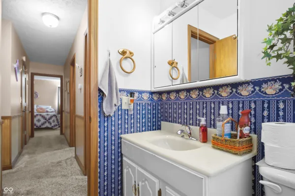 $279,900 | 6452 East 550 North, Columbus, IN 47203