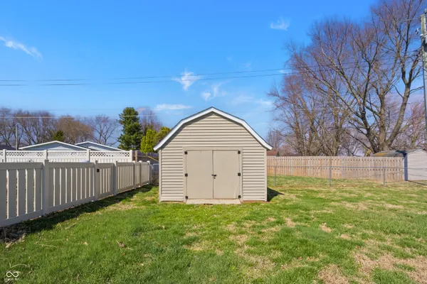 $279,900 | 6452 East 550 North, Columbus, IN 47203