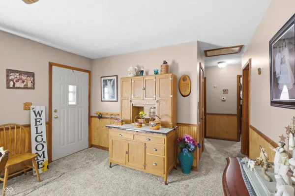 $279,900 | 6452 East 550 North, Columbus, IN 47203
