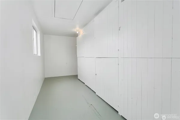 a view of an entryway