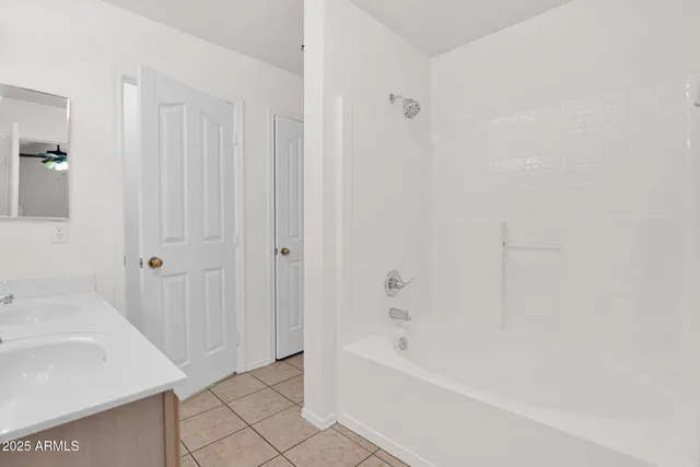 $1,895 | 8842 East Portobello Avenue, Mesa, AZ 85212