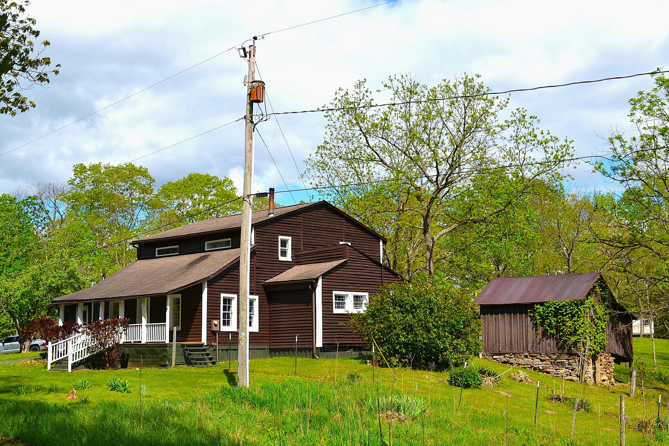 4250 Julia Road Renick, WV 24966 - Photo 3 of 64 Gallery Image 3