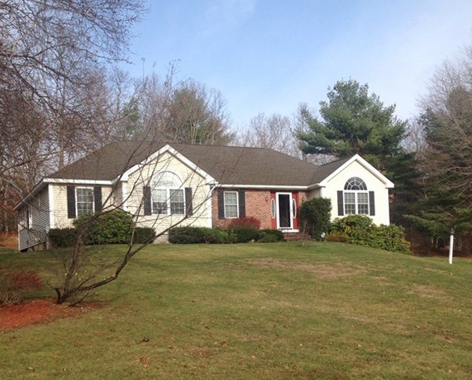 17 Hycrest Road Charlton, MA 01507 - Photo 2 of 17 Gallery Image 2