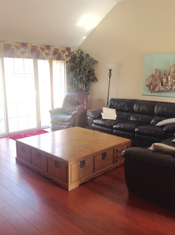 17 Hycrest Road Charlton, MA 01507 - Photo 5 of 17 Gallery Image 5