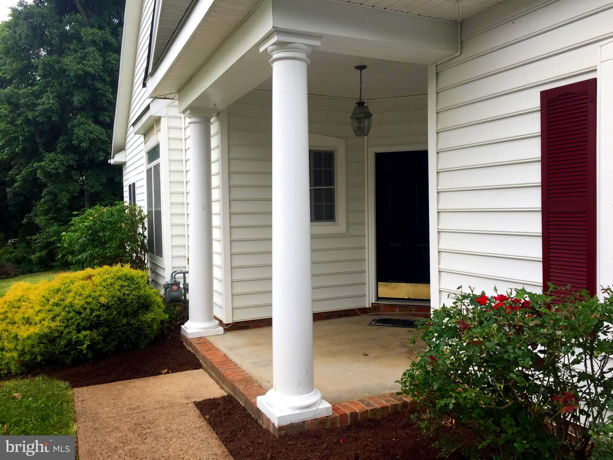 35112 Somerset Ridge Road Locust Grove, VA 22508 - Photo 4 of 21 No stairs
