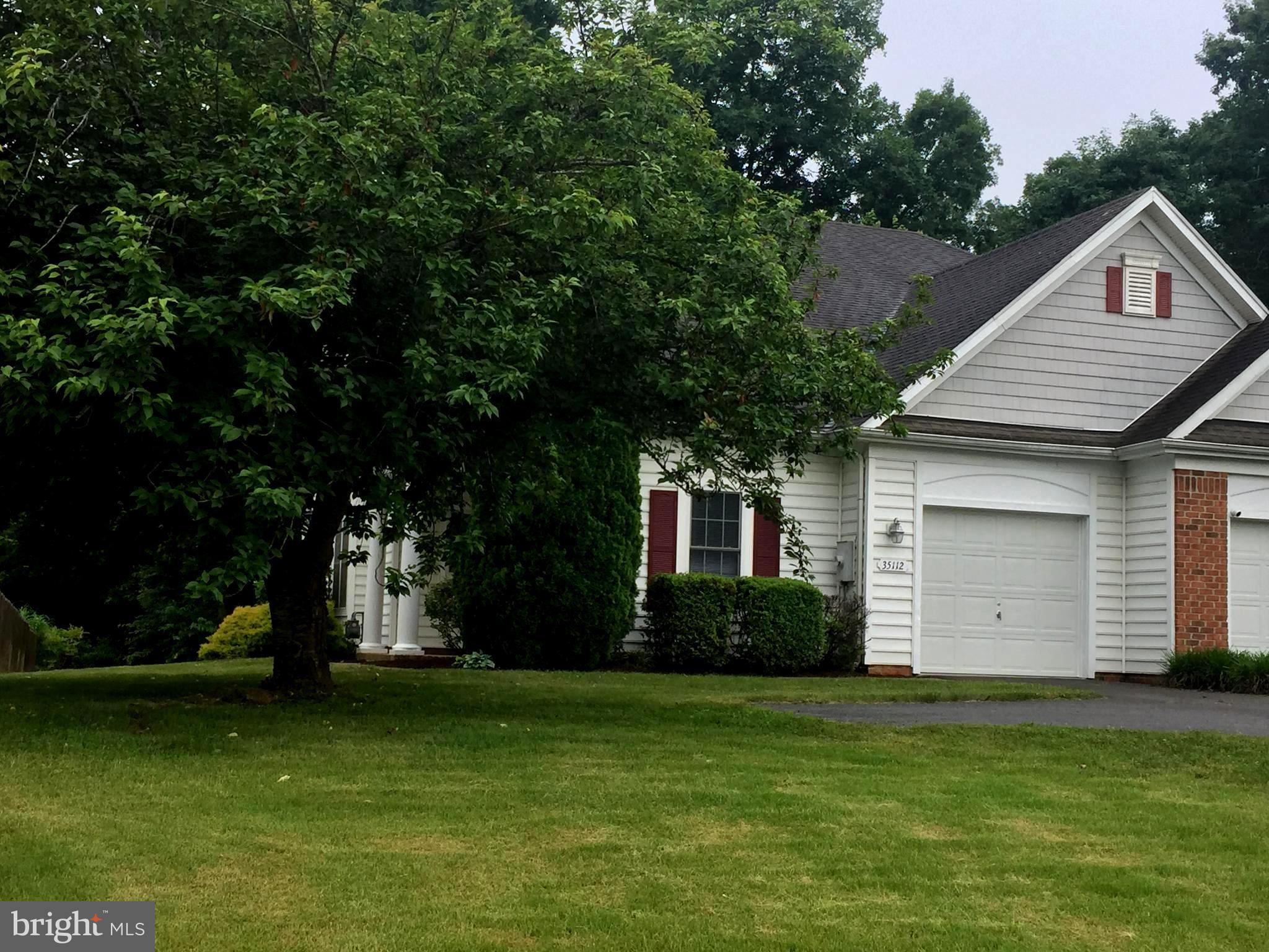 35112 Somerset Ridge Road Locust Grove, VA 22508 - Photo 6 of 21 Paved drive, concrete walks & patio