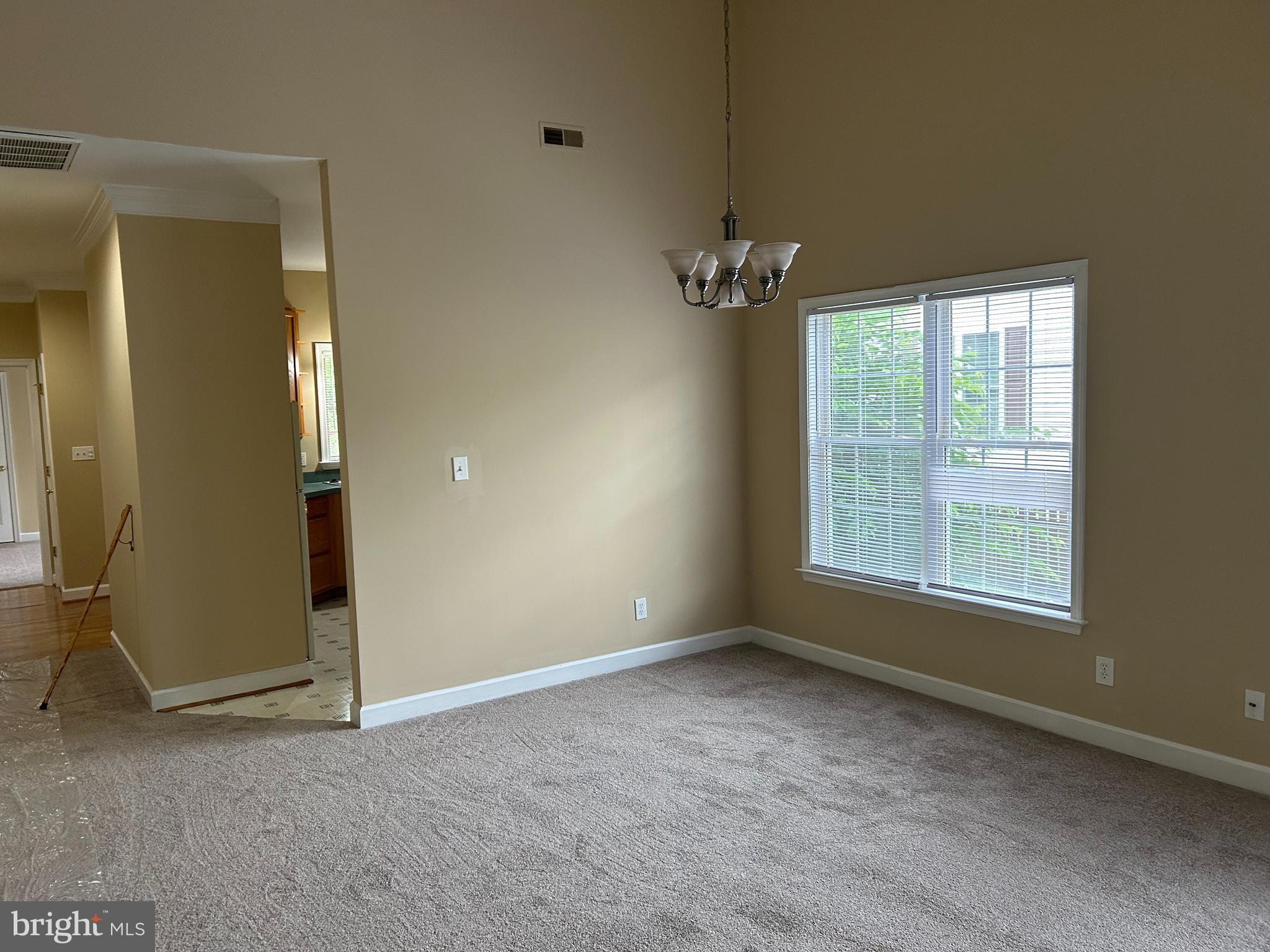 35112 Somerset Ridge Road Locust Grove, VA 22508 - Photo 10 of 21 Living dinning combo