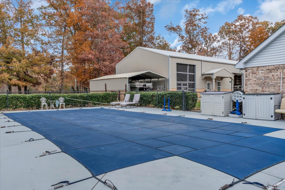 3404 Awalt Road Tullahoma, TN 37388 - Photo 50 of 84 a front view of a house with a yard and garage