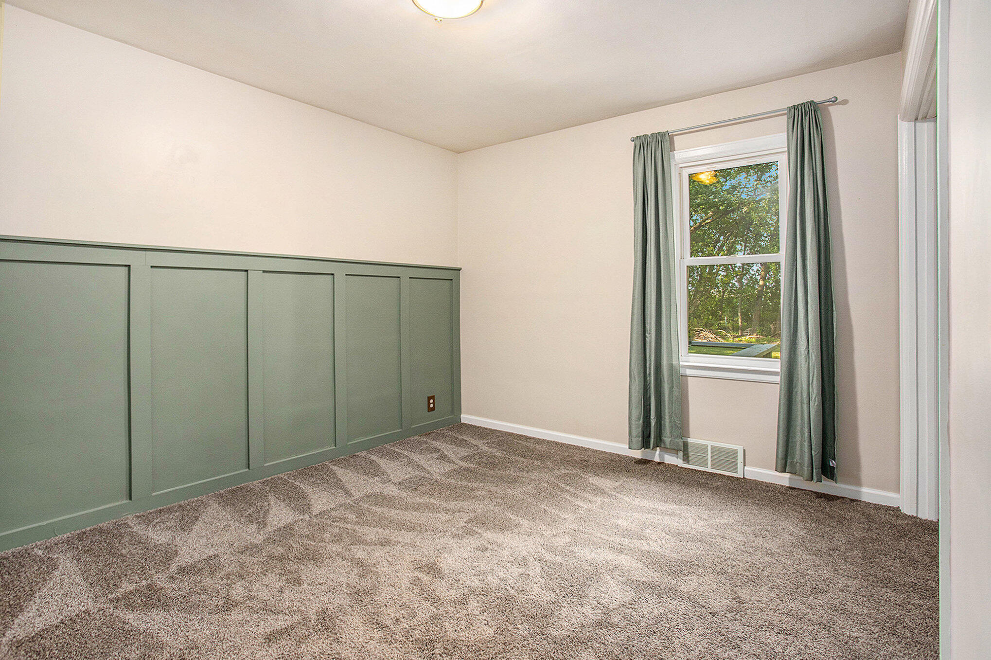 32780 Highway 43 Paw Paw, MI 49079 - Photo 11 of 20 009__mg_6579_808