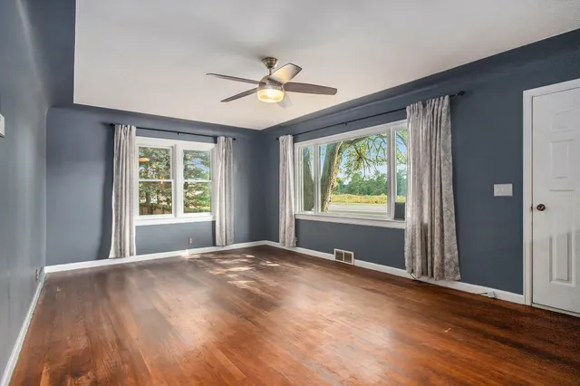 $215,000 | 32780 Highway 43, Paw Paw, MI 49079