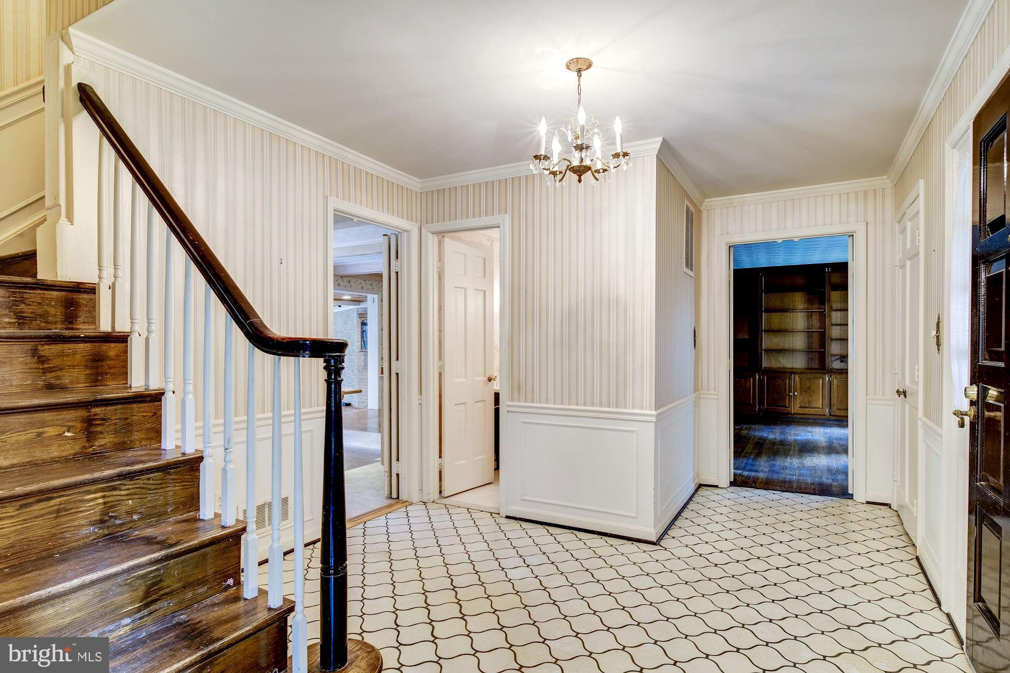 14125 Rippling Brook Drive Silver Spring, MD 20906 - Photo 2 of 54 Foyer