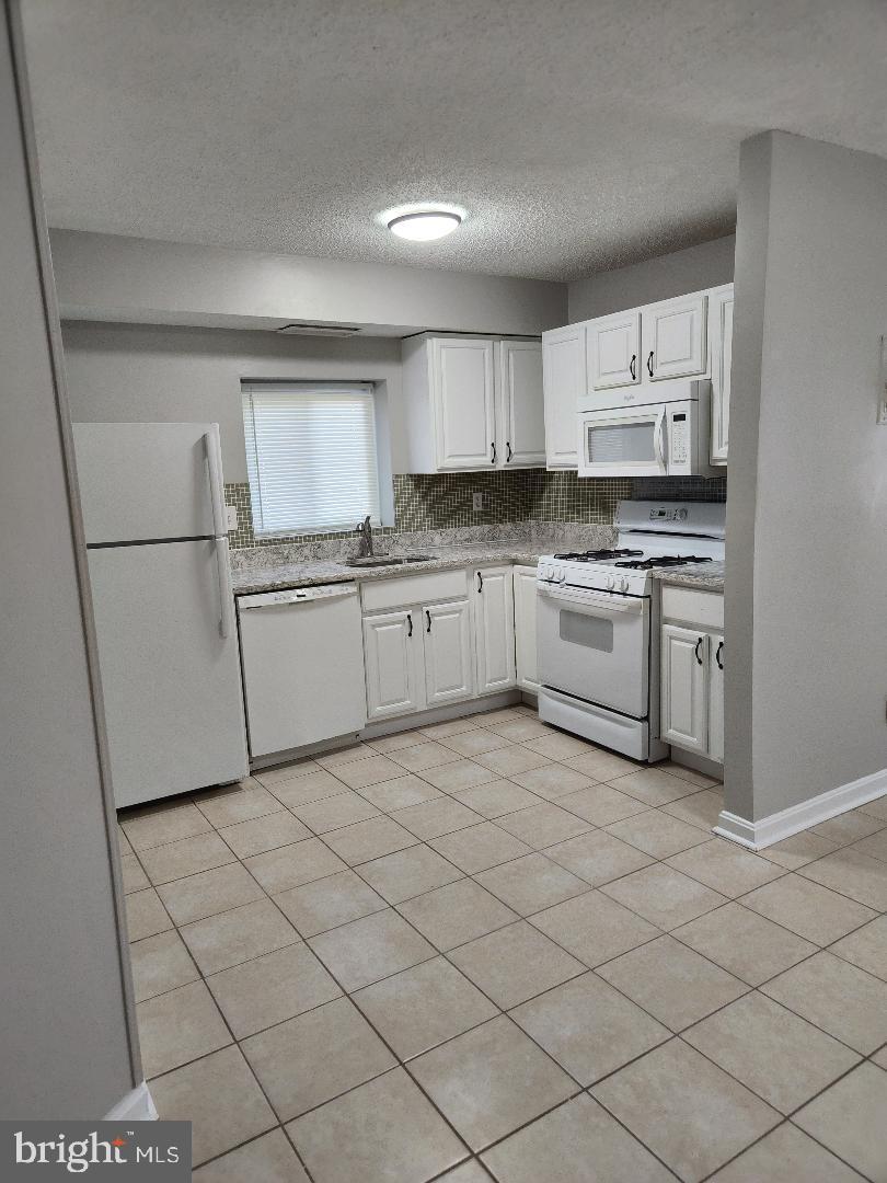 11911 Tarragon Road, Unit A Reisterstown, MD 21136 - Photo 2 of 12 Remodeled kitchen