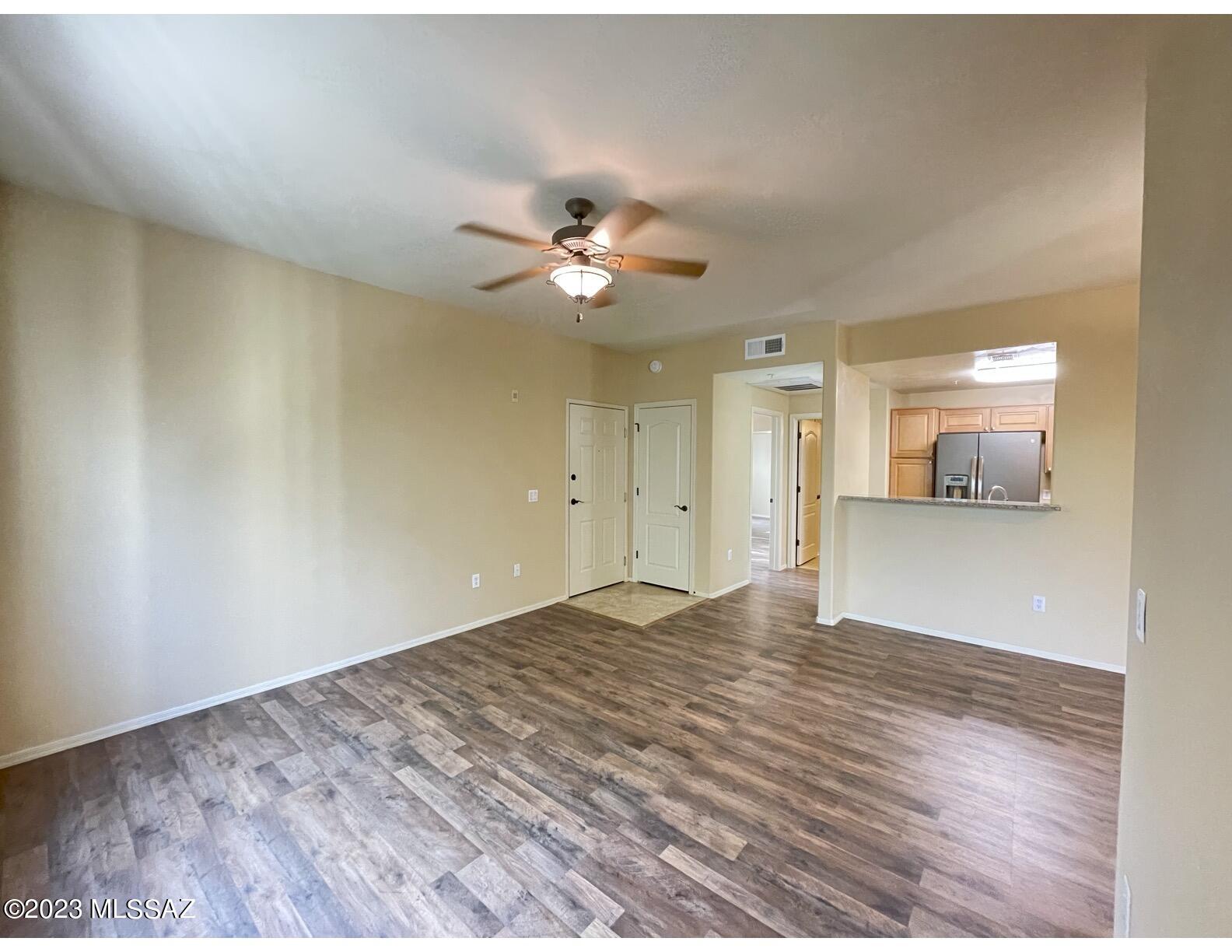 2550 East River Road, Unit 20201 Tucson, AZ 85718 - Photo 3 of 32