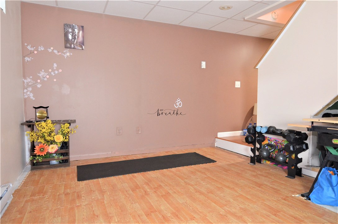 60 Inman Avenue Warwick, RI 02886 - Photo 21 of 29 Gallery Image 21
