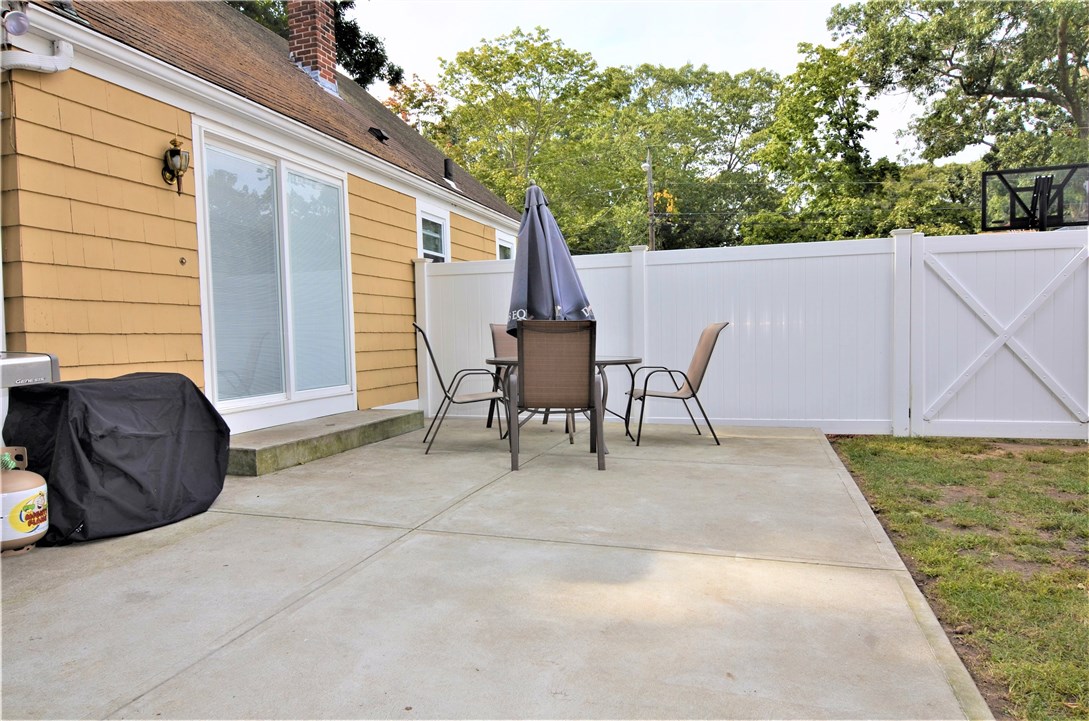 60 Inman Avenue Warwick, RI 02886 - Photo 26 of 29 Gallery Image 26