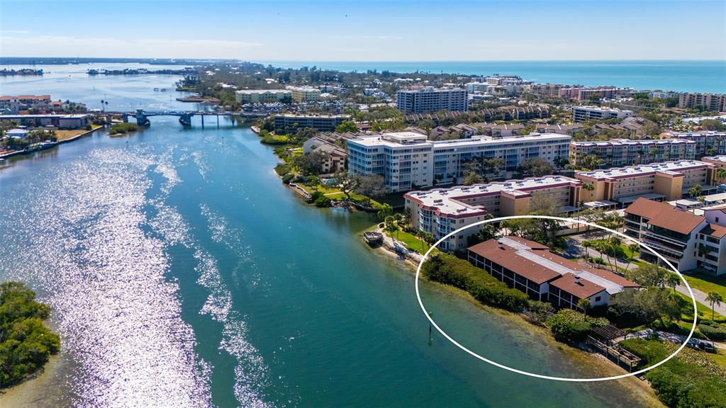 6275 Midnight Pass Road, Unit 6275 Sarasota, FL 34242 - Photo 31 of 54