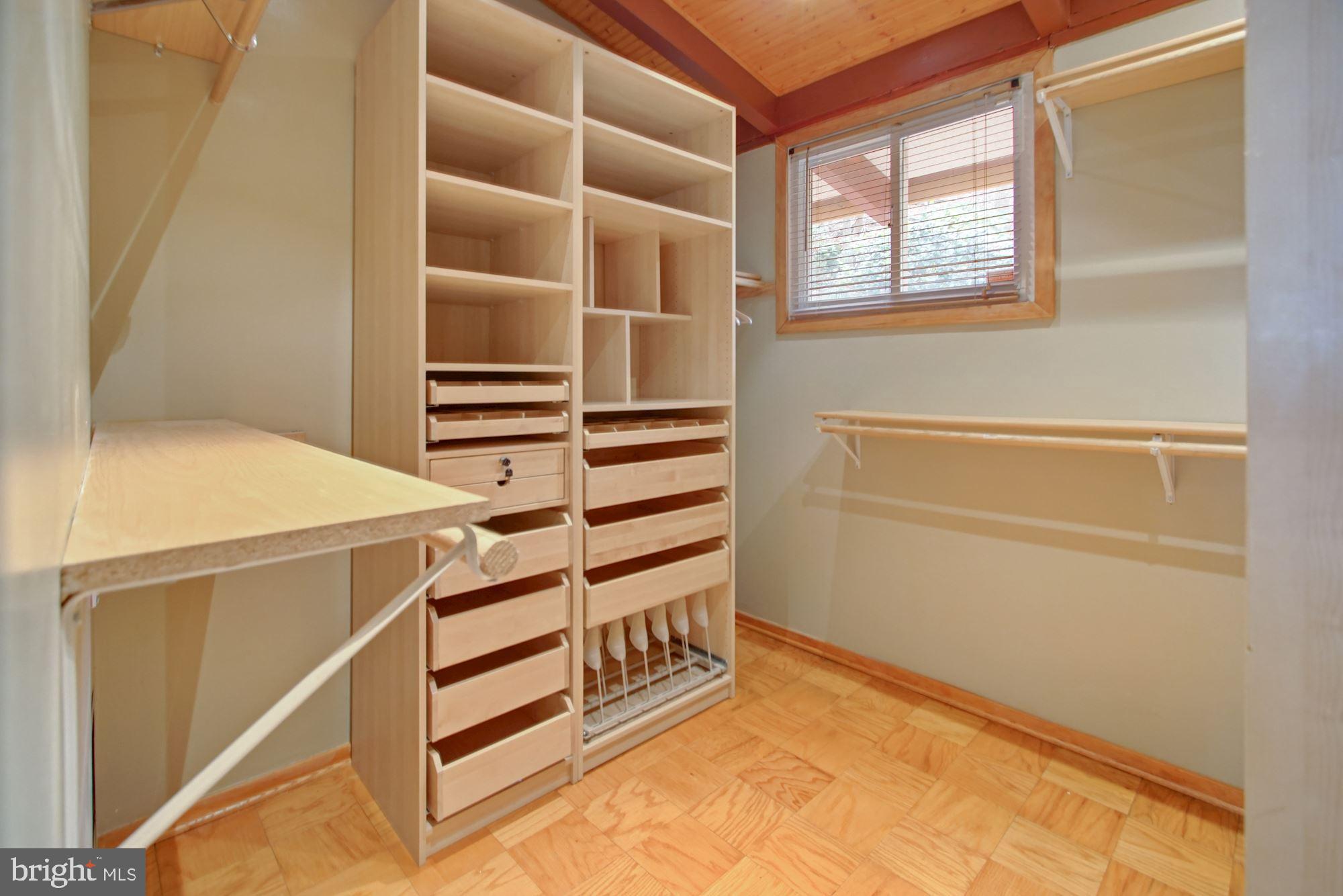 4231 Blagden Avenue Northwest Washington, DC 20011 - Photo 12 of 31