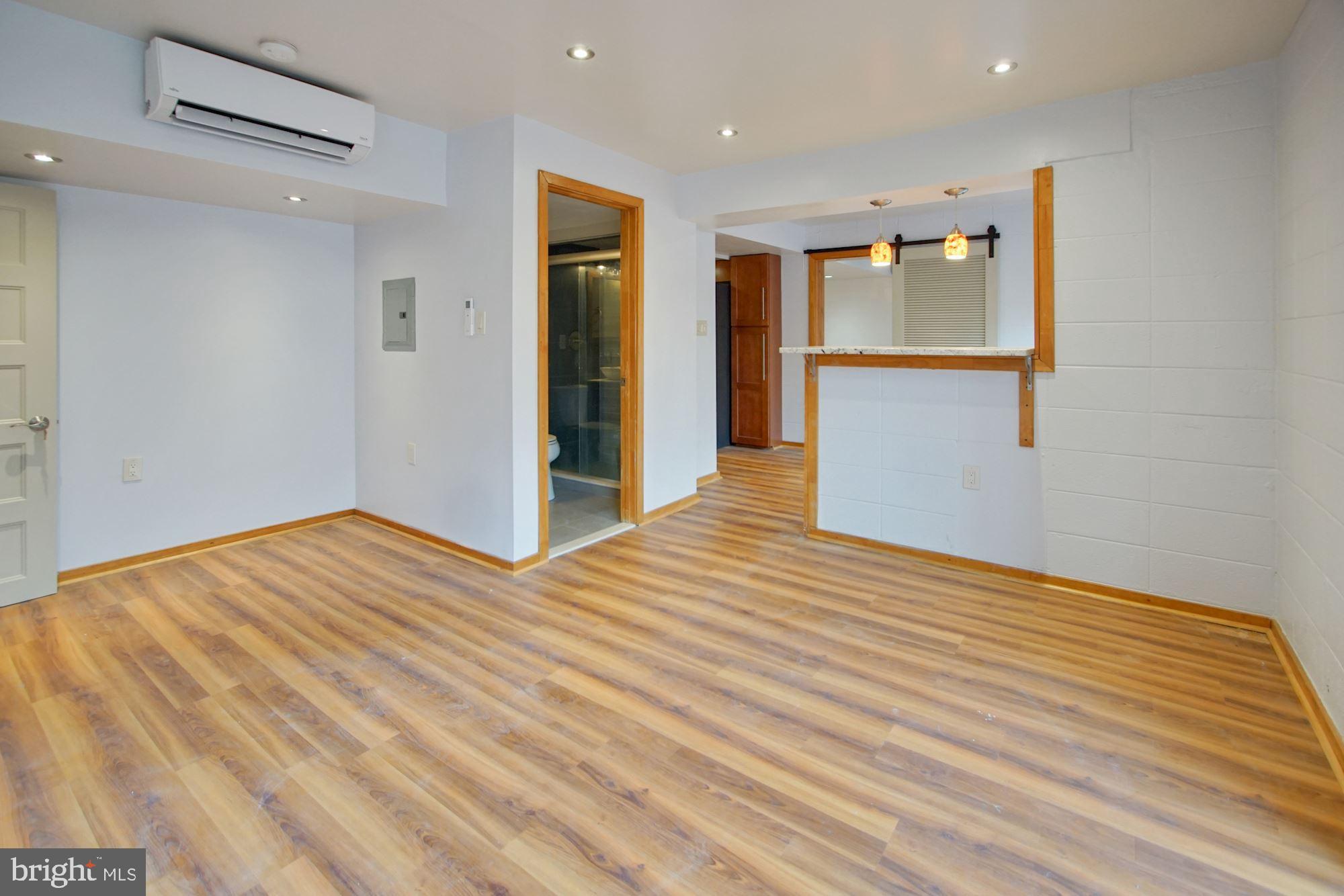 4231 Blagden Avenue Northwest Washington, DC 20011 - Photo 19 of 31